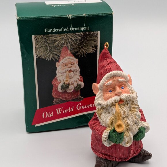 Hallmark Keepsake Old World Gnome 1989, Vintage Christmas Ornament - Picture 2 of 11